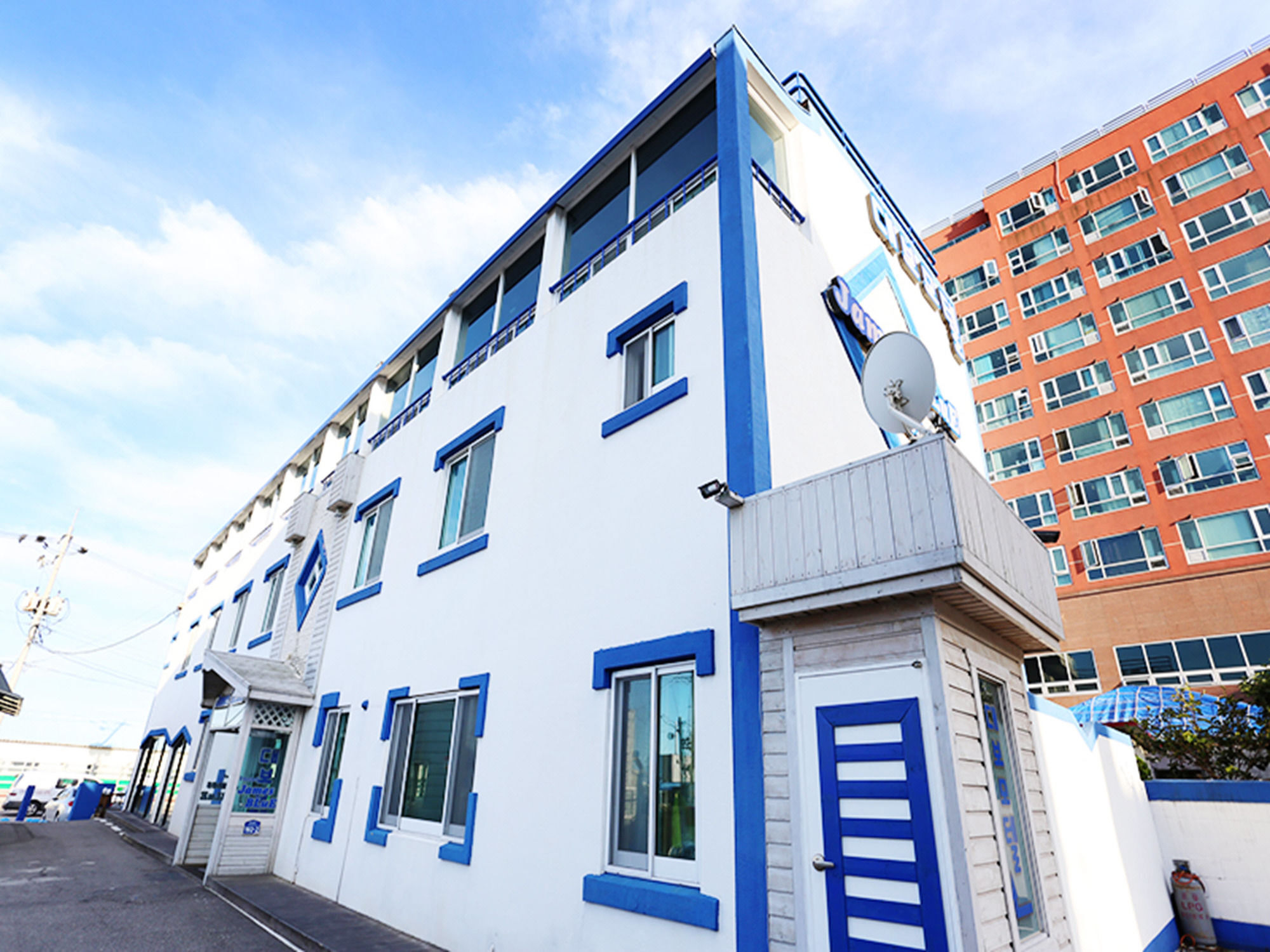 James Blue Hostel Σόκο Εξωτερικό φωτογραφία